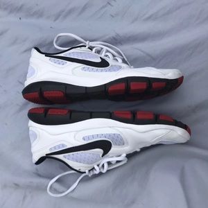 White nike free TR shoes